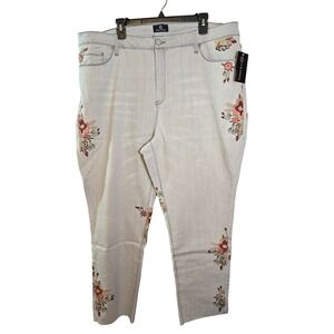 Curations Women Size 24WP Grey Embroidered Straight Leg‎ stretch ankle Jeans New
